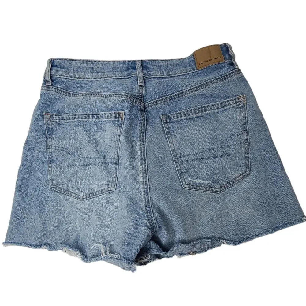 American Eagle Outfitters get ready